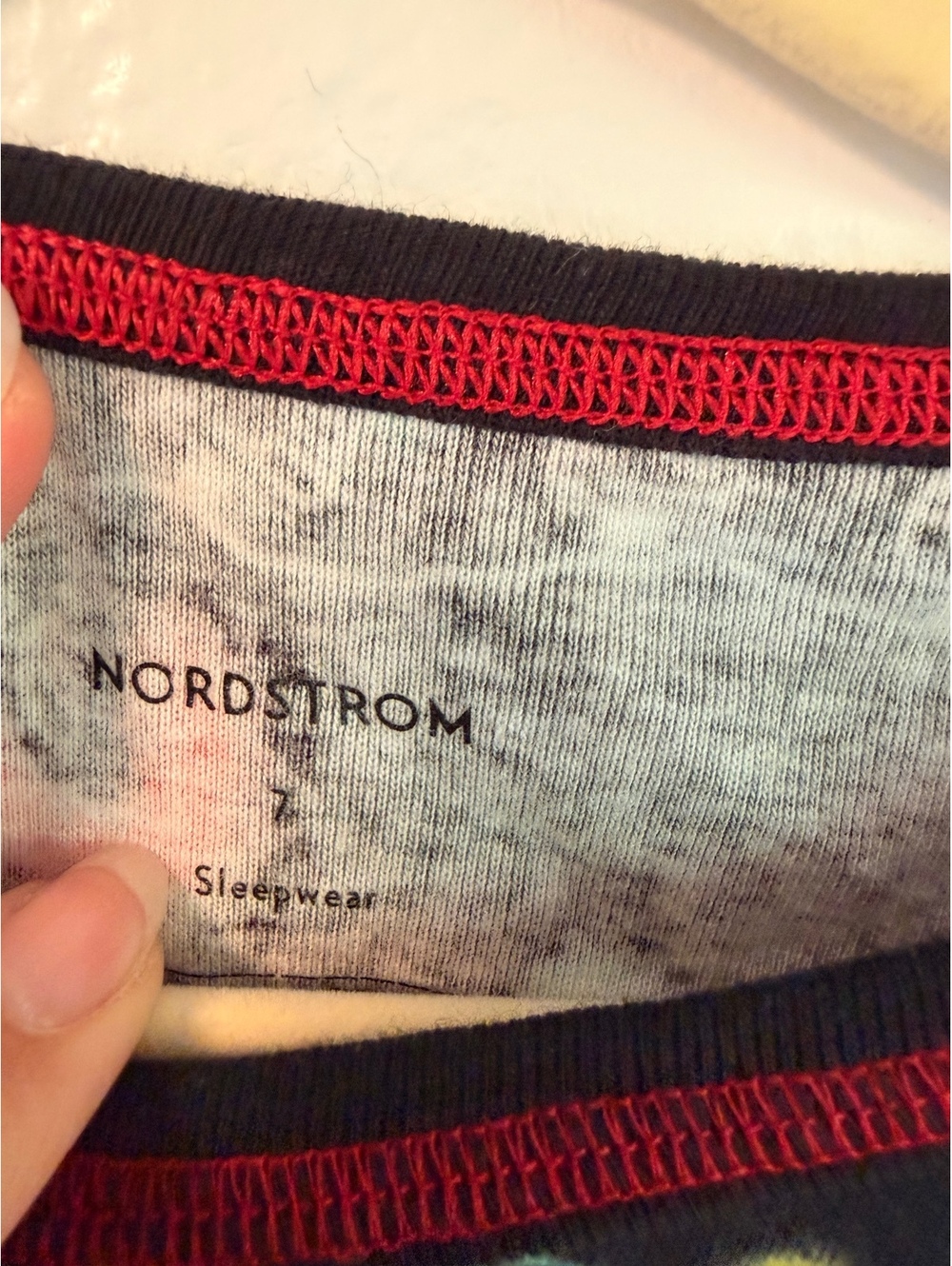 NWT Nordstrom glow in the dark holiday lights pajama set black - kids size 7 - Picture 4 of 4